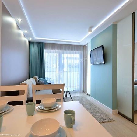 פוגורזליצה Polli Apartamenty מראה חיצוני תמונה